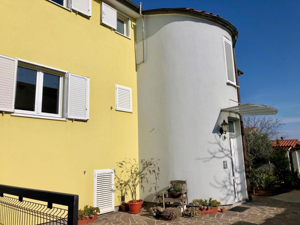 Goldfinch Estate Lejlighed Banjole Eksteriør billede